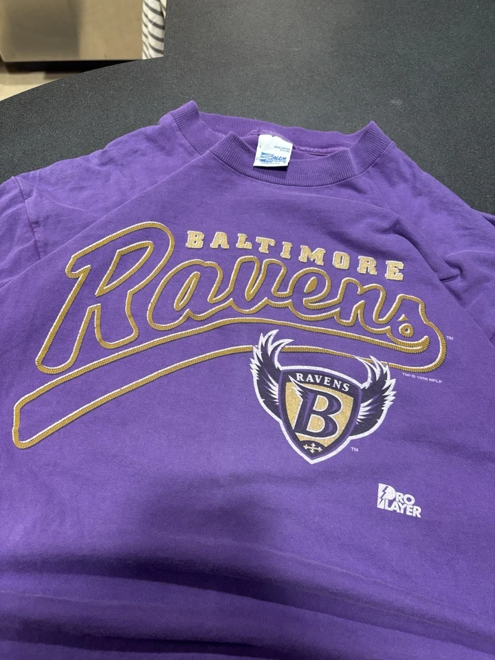 Camiseta Baltimore Ravens 1996 Vintage NFL Tamanho Grande, Ponto Único - Imagem 2 de 4