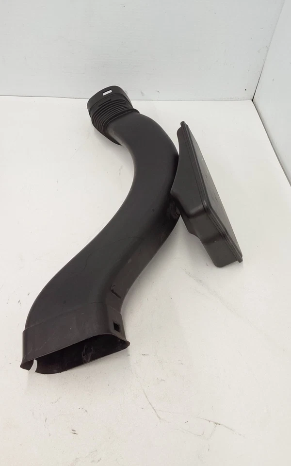 BMW Active Hybrid 7 2012 manguera de admisión de aire del lado del pasajero delantero derecho Foto 4 de 4