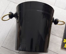 seau à champagne de couleur noir