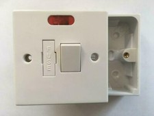 NEW! 13 Amp Switched Fused Spur with Neon Indicator With 25mm Back box