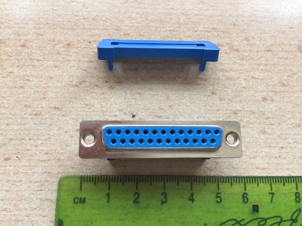 IDC D-Sub plug connector Female 25 way 2.84mm pitch with strain