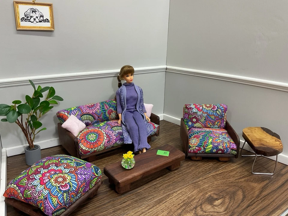 Hecho a mano para Barbie MOD años 70 tapizado/dadera guarida conjunto de 5 piezas accesorios escala 1:6 Foto 2 de 4