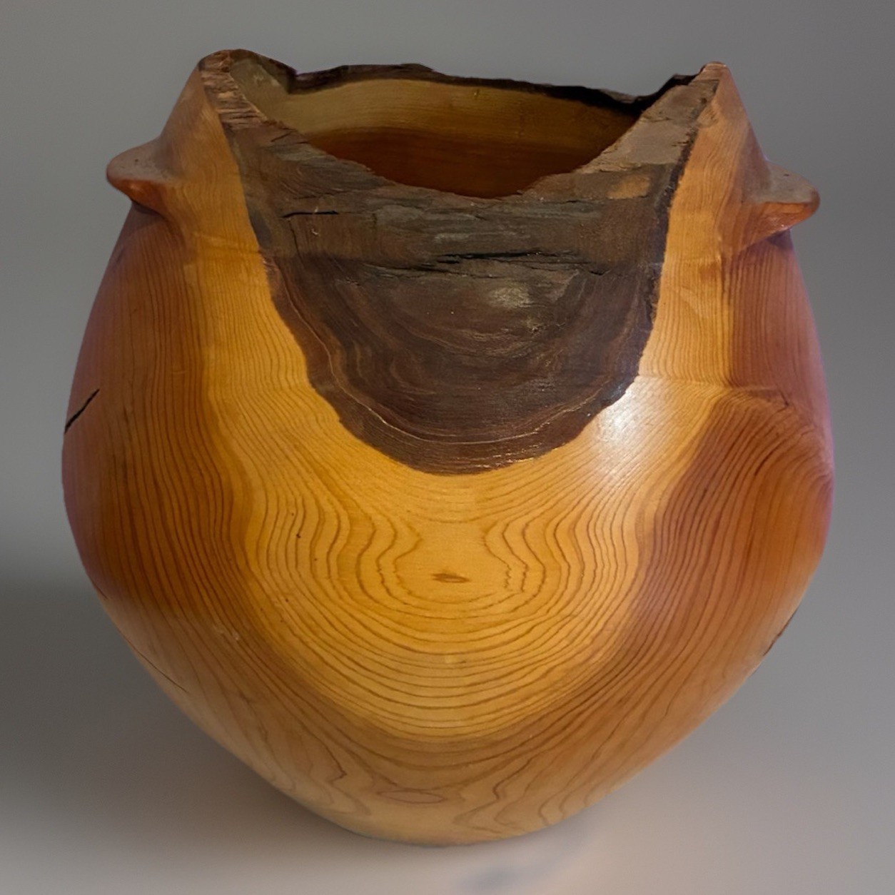 Leonard Mullqueen Large Signed Cedar Hand Turned Wood Vessel Bowl