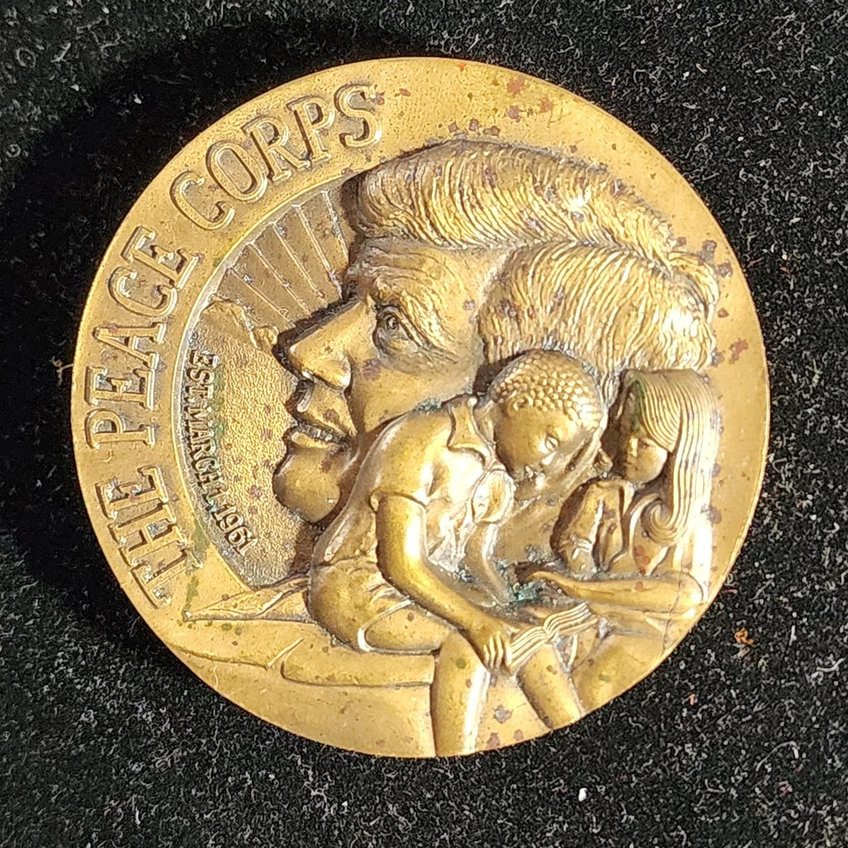 Kennedy Medal In John F. Kennedy Collectibles 1961-1963 for sale