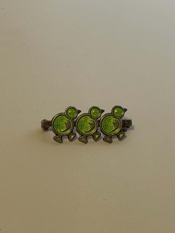 1960's MEKA Denmark Green Enamel Sterling Triple Chicks In The Row Brooch