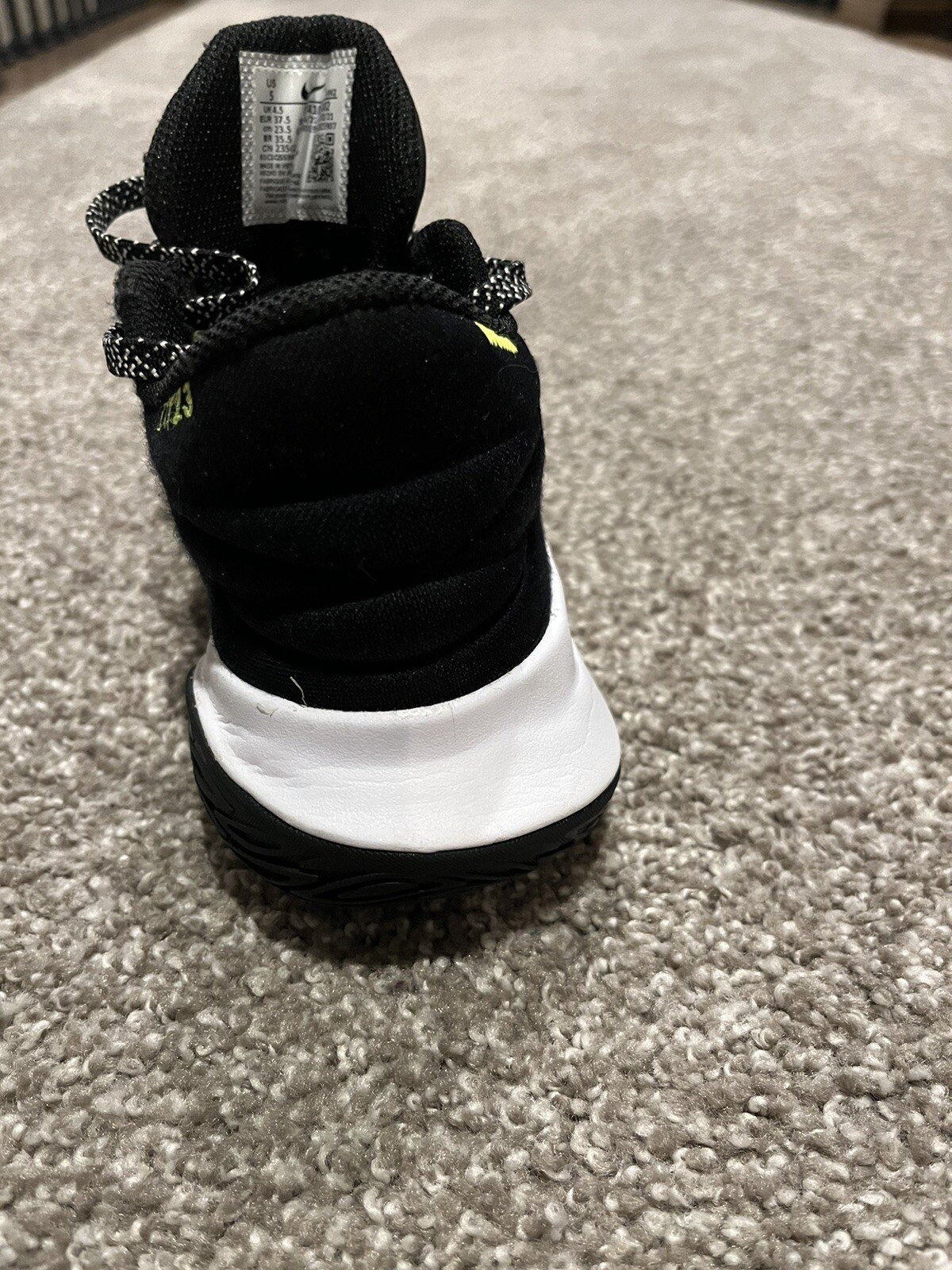 kyrie flytrap 5 black/white/ Anthracite - image 11