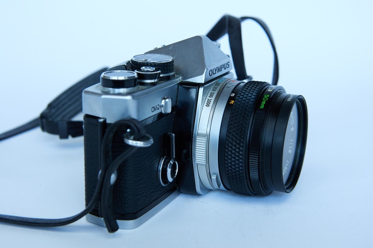 Olympus OM-2N 35mm SLR Film Camera Zuiko 50mm 1.8 Lens VG