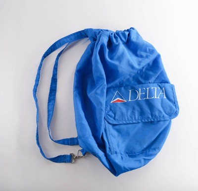 delta airlines backpack