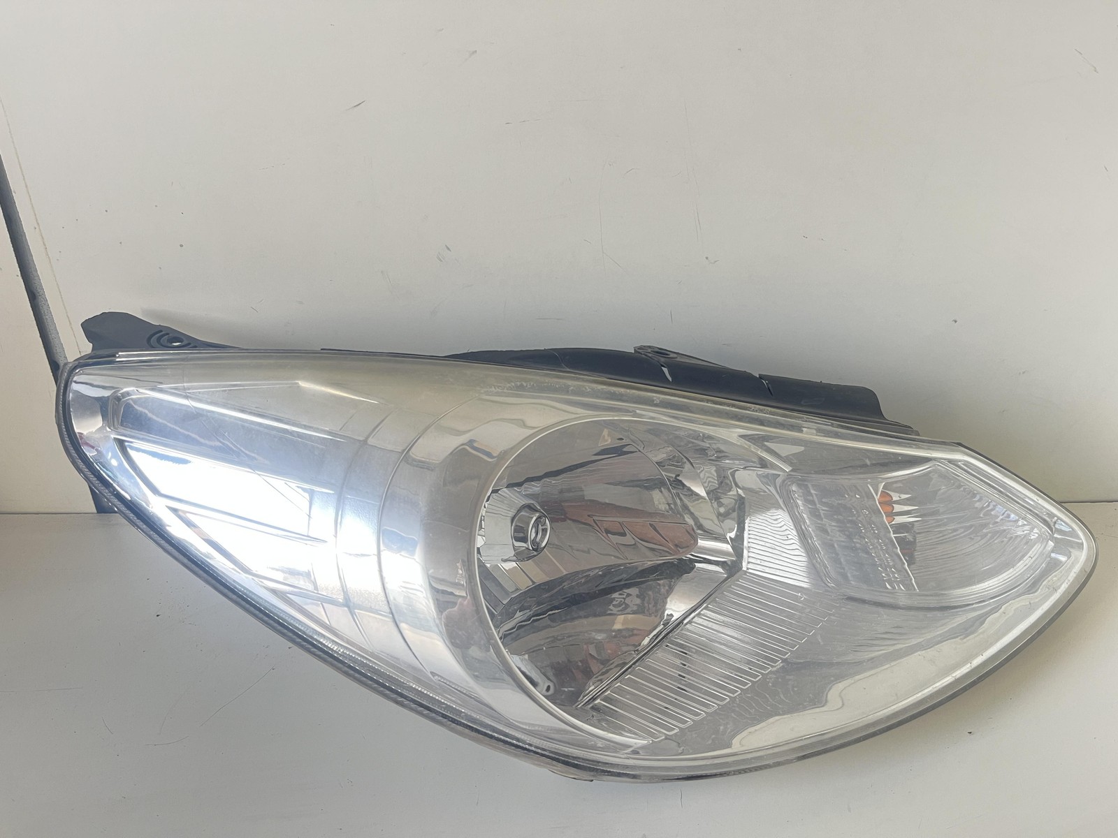 FARO ANTERIORE DESTRO PER HYUNDAI i10 1° Serie (07>11)