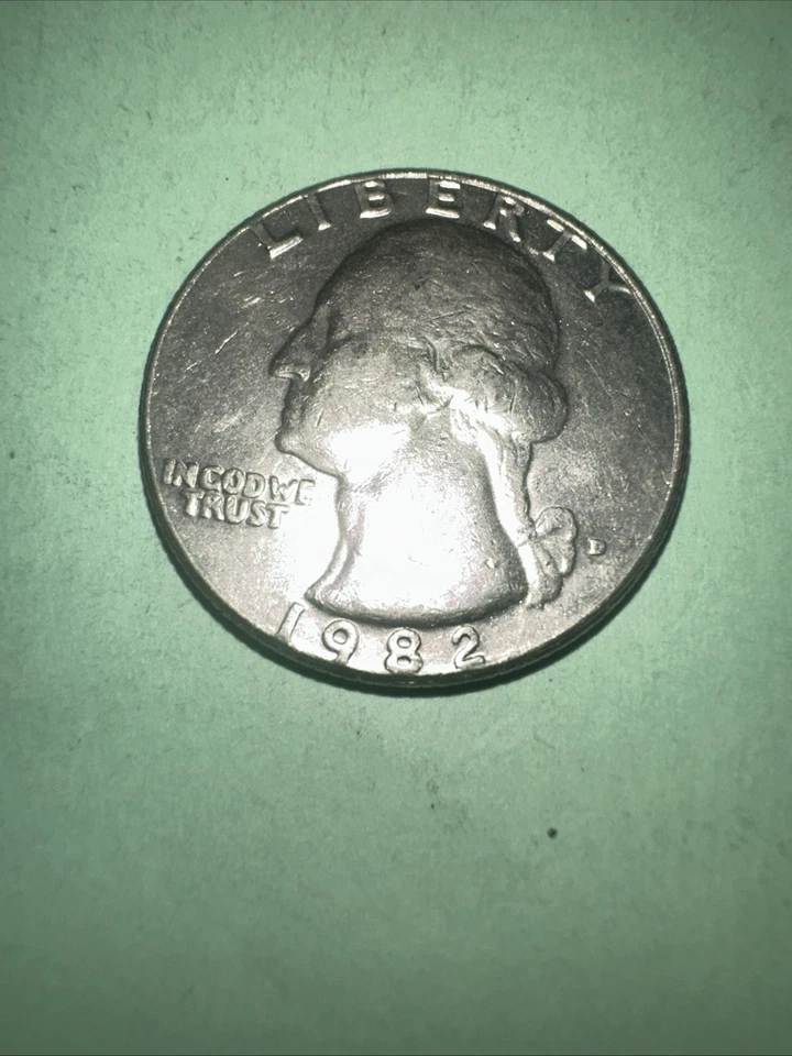 2-1982 D Washington Quarter Error. Broad Strike w/o Collar Die Filled In D - Image 2 of 4
