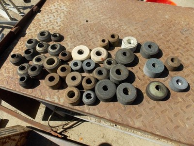 lot / many KWIK WAY VALVE SEAT STONES some used some unused