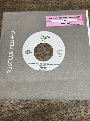 UB40 The Way You Do the Things You Do / Here I Am~ 45rpm 1989 Virgin 17448~ Juke