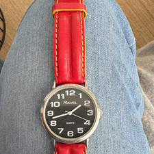 Ravel Damen Armbanduhr Quarz Edelstahl silber Leder rot Zifferblatt schwarz