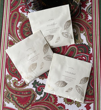 New THYMES Set of 3 Goldleaf Foaming Bath Salt Envelopes