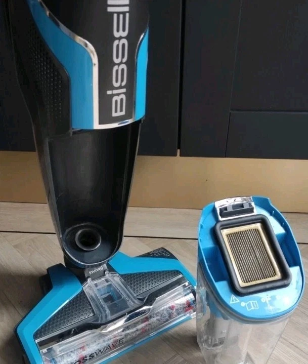 BISSELL 1713 CrossWave 3-IN-1 MULTI-SURFACE FLOOR CLEANER Power On,not Full Work - Image 3 of 4
