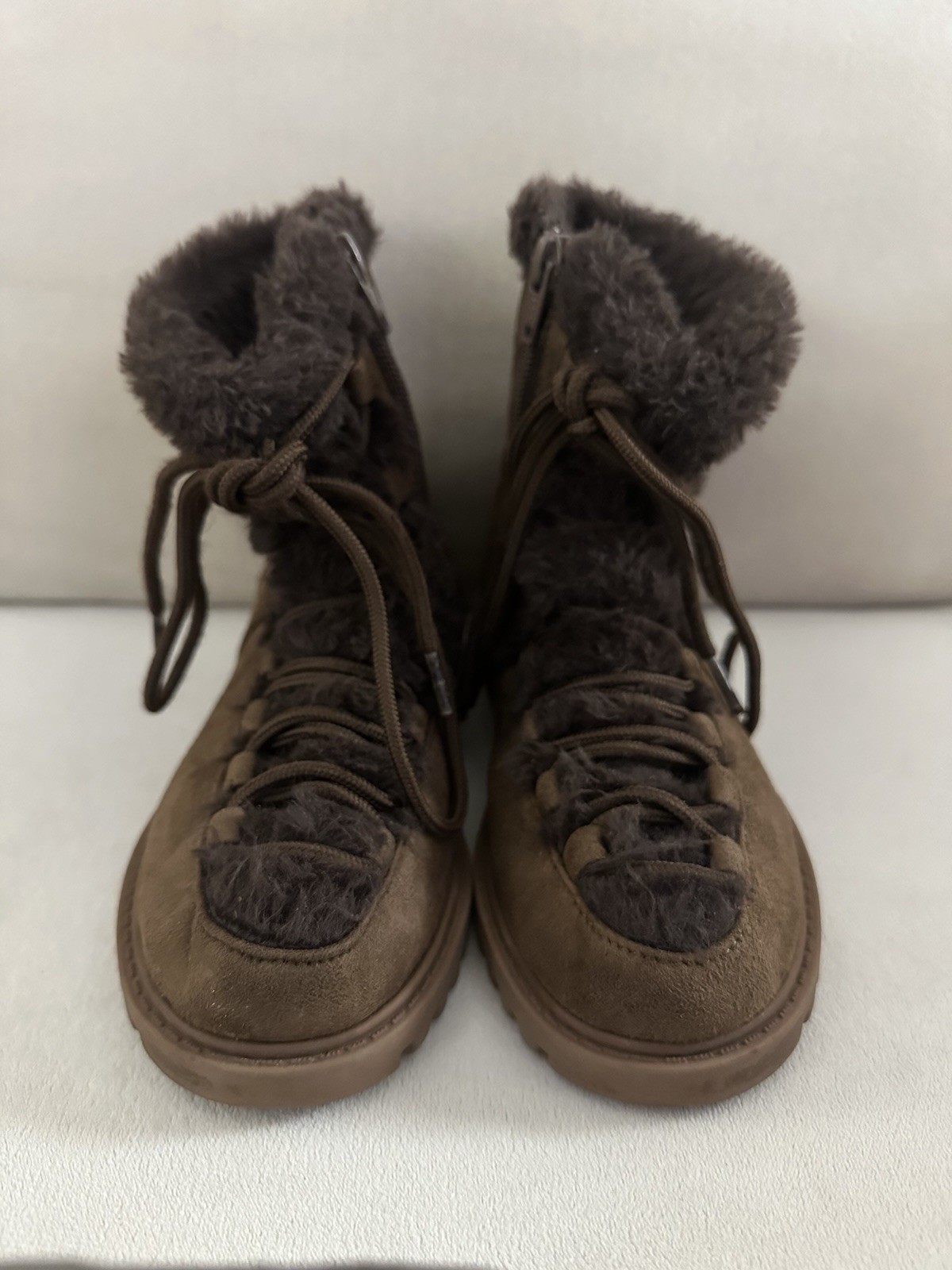 Gap Kids Cozy Lace-Up Boots - Size 1 - Brown Faux Suede & Fur Winter Boots