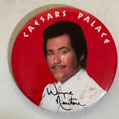Vtg c 1980s 3'' WAYNE NEWTON CAESARS PALACE Hotel Casino Pinback Button T150