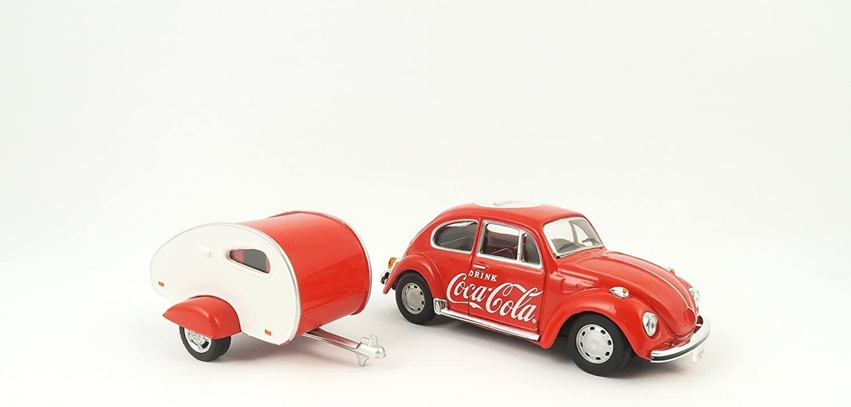 COCA-COLA 1:43 1967 VOLKSWAGEN BEETLE RED & TEARDROP TRAILER MODEL