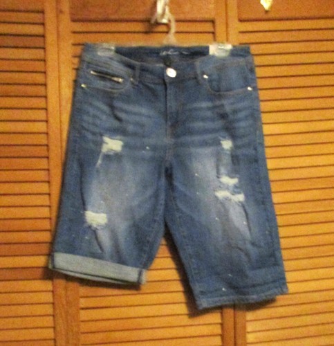 NUOVO CON ETICHETTE - PANTALONCINI JEANS DONNA INC INTERNATIONAL CONCEPT - CUCITURA INTERNA 14" - TAGLIA 10 - Foto 7 di 11