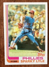 1982 Topps - #285 Sparky Lyle - near mint condition -  FREE SHIPPING