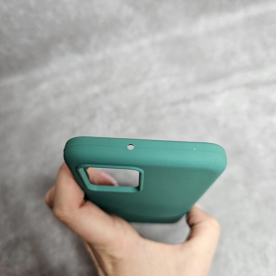 Funda de silicona verde bosque kwmobile para Motorola Moto G54 5G TPU suave cubierta de teléfono Foto 3 de 4