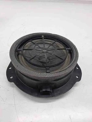 AUDI A5 F53 Haut-parleur Sonore de Porte Arrière Droite 2.00 Petrol 32444989 - Photo 1/4