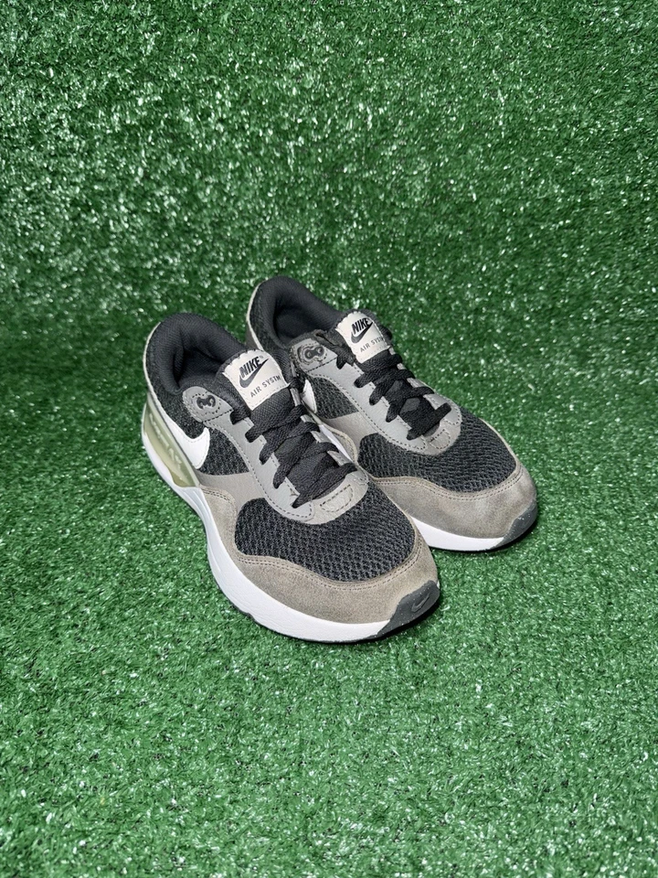 Nike Air Max System Boys Size 4Y White Gray Athletic Shoes Sneakers DQ0284-002 - Image 2 of 4