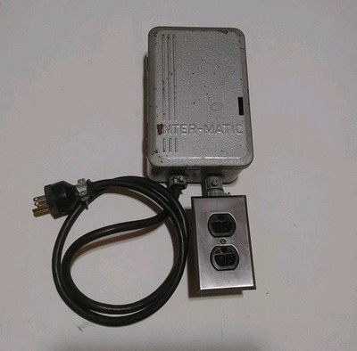 INTERMATIC 24 HOUR DIAL TIME SWITCH MODEL: T101 SINGLE POLE