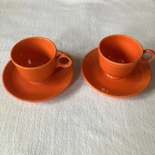 Fiesta Ware Homer Laughlin Original Red Radioactive 2 Coffee Cups +  2 Saucers