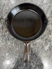 Vintage Unmarked Wagner #8 Cast Iron Frying Pan Skillet 10.5”