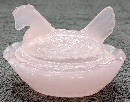 Light Pink Milk Glass Hen on Nest Cellar Salt Dish Covered Mini 2" Vintage