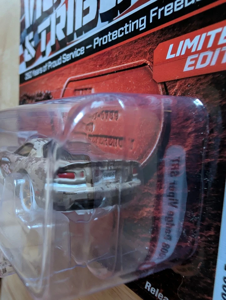 Dodge Viper SRT 2008 Metal of Valor JL White Lightning Victoria & Tribute 2025 1A Foto 3 de 4