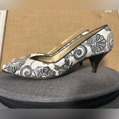 Gianni Versace Paisley Heel Pumps, Size 36 EU (6 US) *AS-IS*