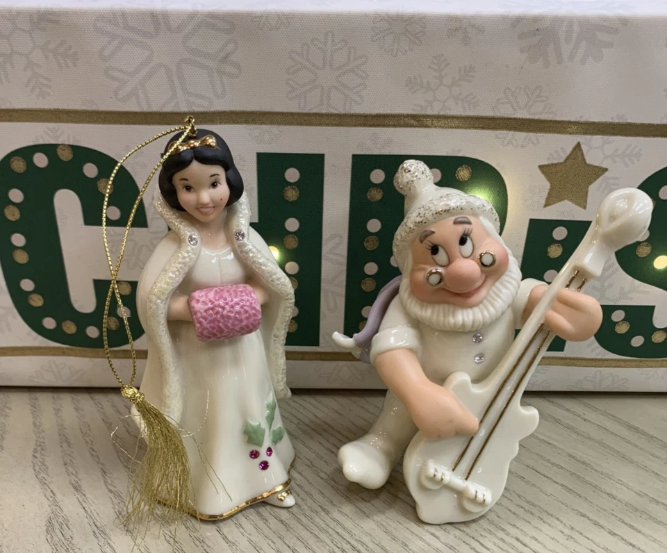 LENOX DISNEY SNOW WHITE SEVEN DWARFS ORNAMENT HAND PAINTED 24K GOLD READ! - Image 4 of 4