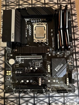 MSI PRO Z690-A DDR4 + Intel i3-14100F + 16GB T-Force DDR4 3600MHz Bundle LGA1700