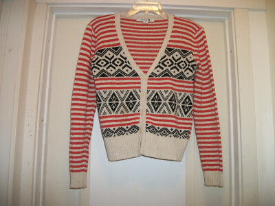 RETRO SWEDISH LOOK FOREVER 21 WOOLY POLY PLUS SWEATER M/M