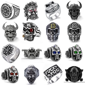 Fashion-Women-Men-Vintage-Gothic-Punk-Skull-Ring-Cool-Men-039-s-Band-Rings-Jewelry