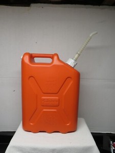 VTG RARE Gott Orange 5.9 Gallon "Cantainer" Vented Water/Gas Can & Spout, Covers