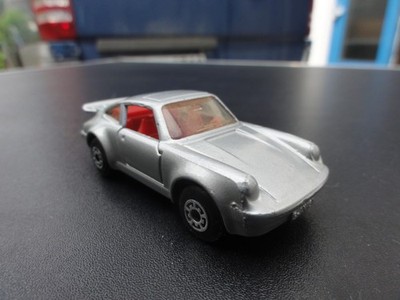 Matchbox Superfast PORSCHE TURBO Silber Nr 2