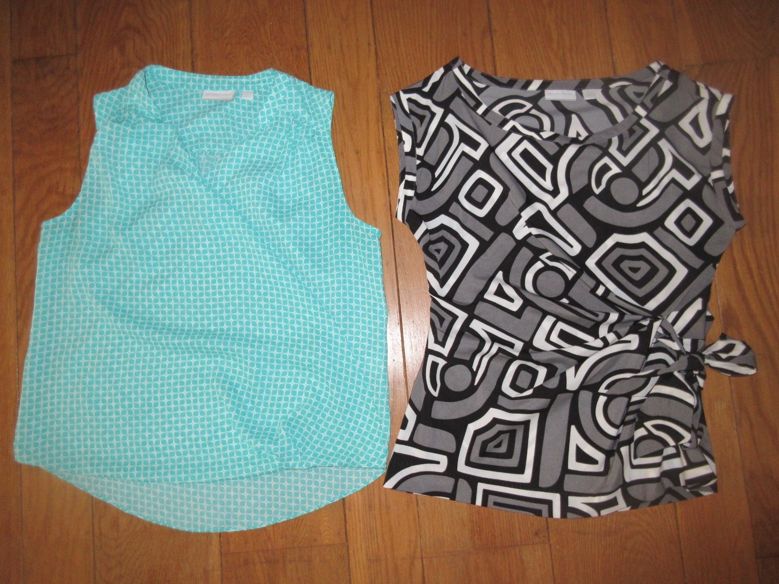 Lot of 2 New York Co. Women's Tops, Green & Gray/Black/Wh Geo,  Pre-Owned/XLNT!