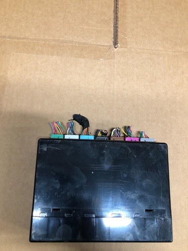 2012 Chevy Captiva Sport BCM Body Control Module 95151084 - Picture 4 of 6
