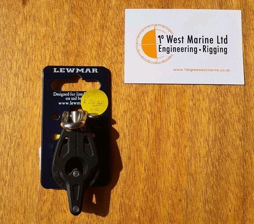 Lewmar Single BKT Black