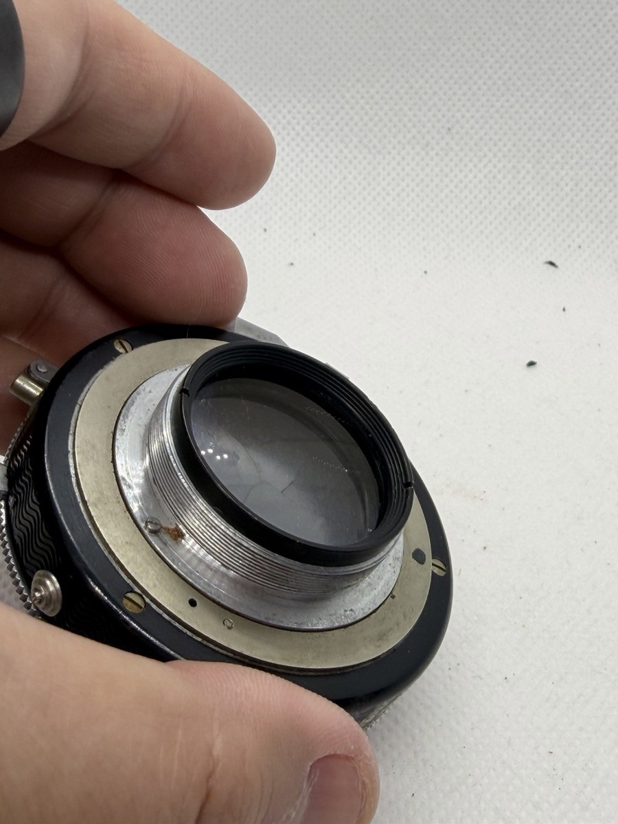 Schneider Kreuznach 135mm f4.7 Xenar w/Synchro-Compur D Lens (Read