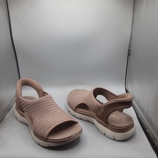 Skechers Women's Summits Sweetly Evolved Slip-ins 6M Mocha A45