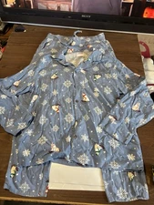 Old Navy Flannel Blue and White Printed Polar Bear Pajama Set Size L