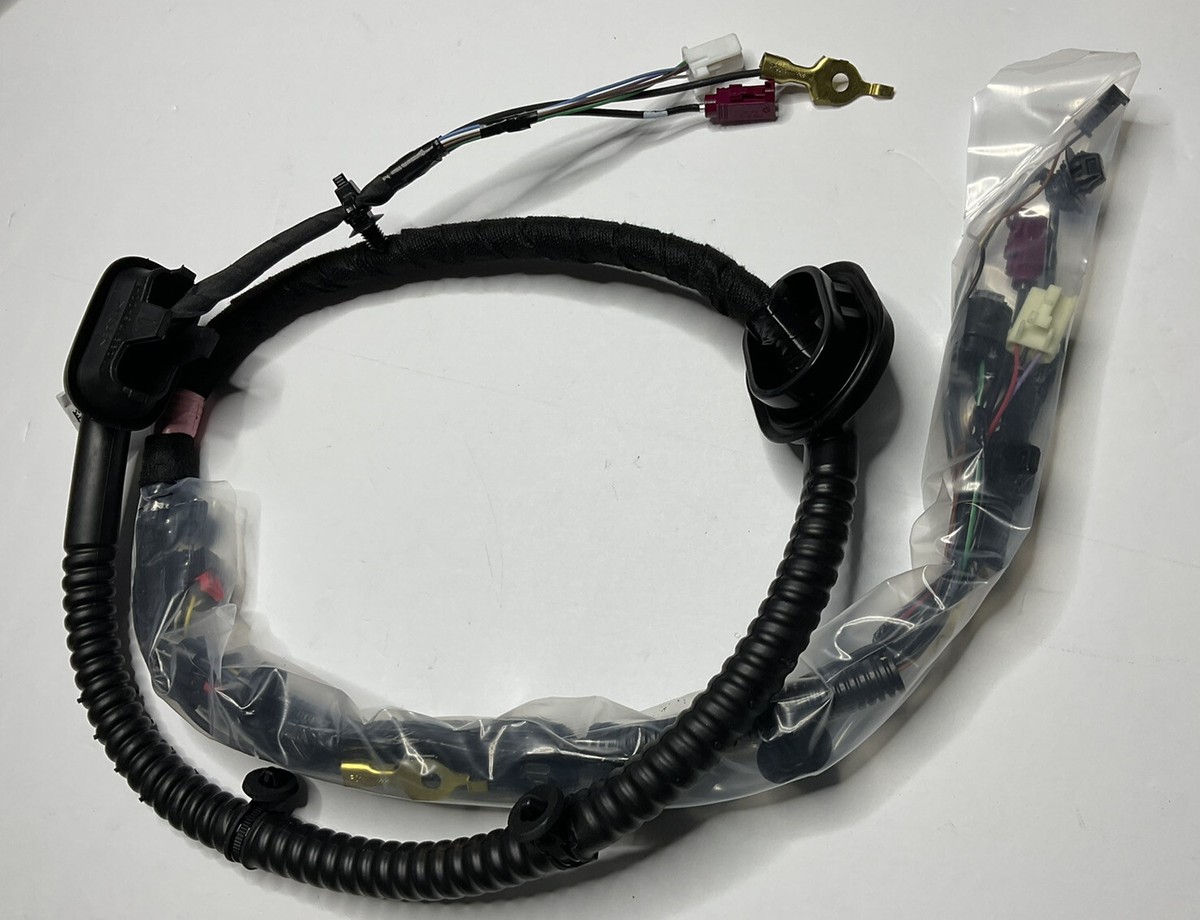 題名『いらっしゃいませ』 Tesla Model 3 Wire Harness Deck Lid Assembly 1068789-00-G