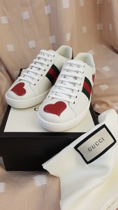 gucci ace heart