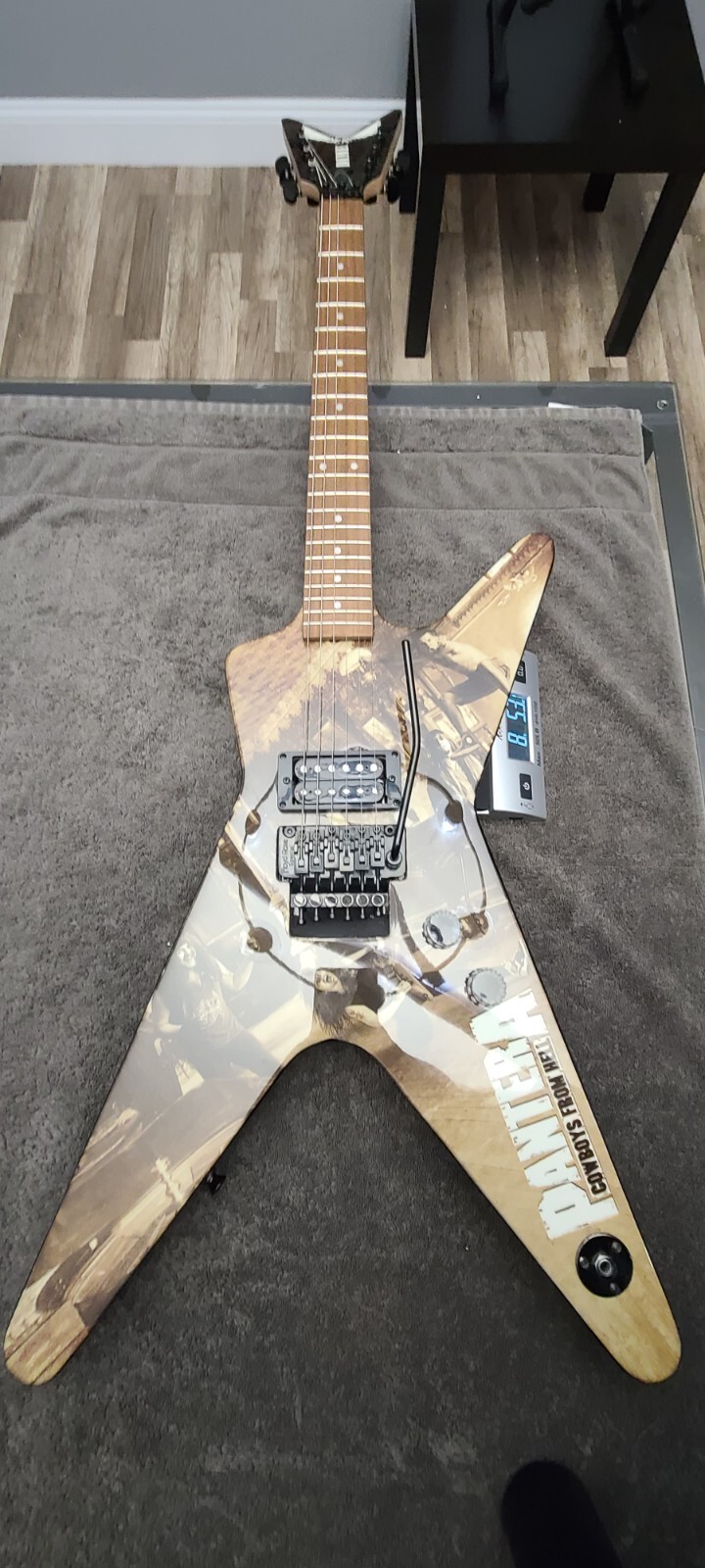 Dean ML Dimebag Dean ML "Cowboys From Hell" Dean ML with Floyd Rose, Ex