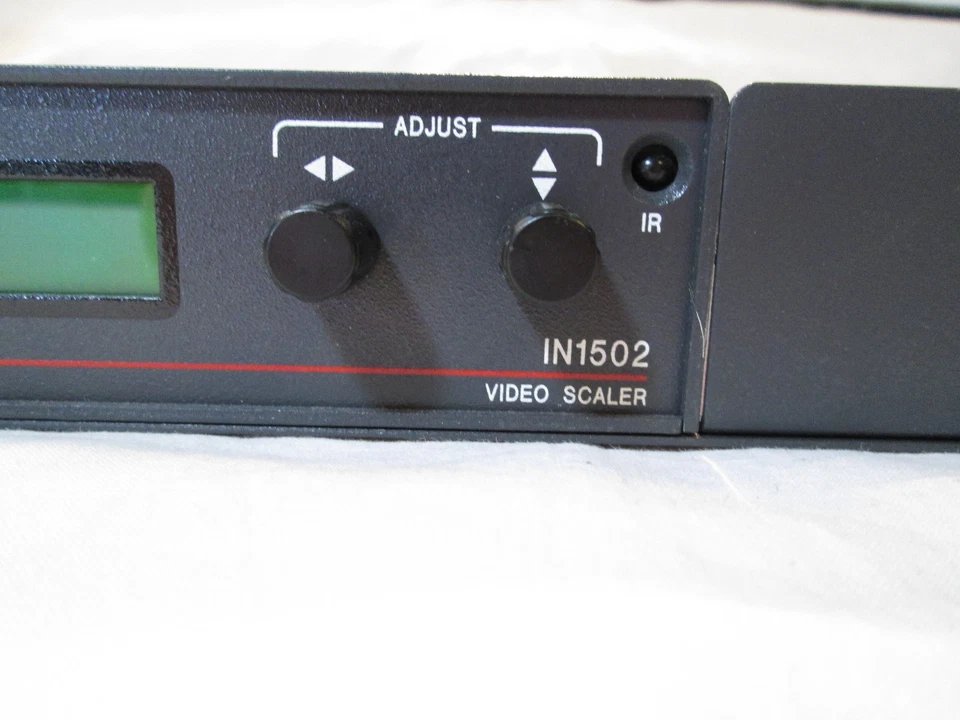 Extron IN1502 Video Scaler w/Power Cord - Rack Mount - Image 4 of 4