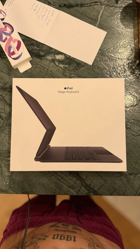 Apple Keyboard 12,9" für iPad Pro 3./4. Gen (2020) QWERTZ OVP